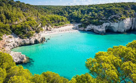 Tips to Travel by a Rental Car in Menorca