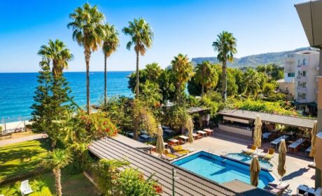 Reasons tourists prefer booking karon beach hotel every season